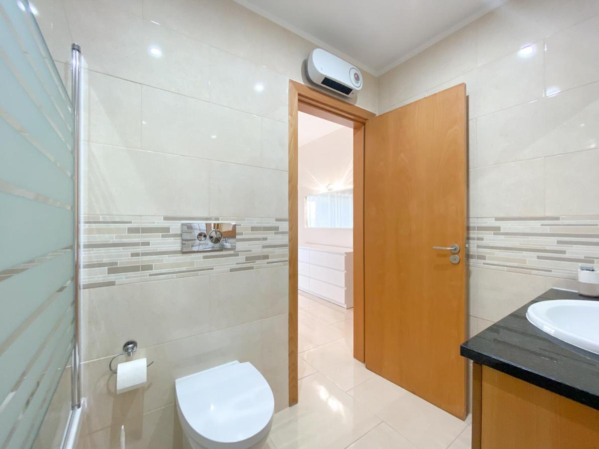 Spacious Modern Apartment With Swimming Pool #1905 Lagos Exterior foto